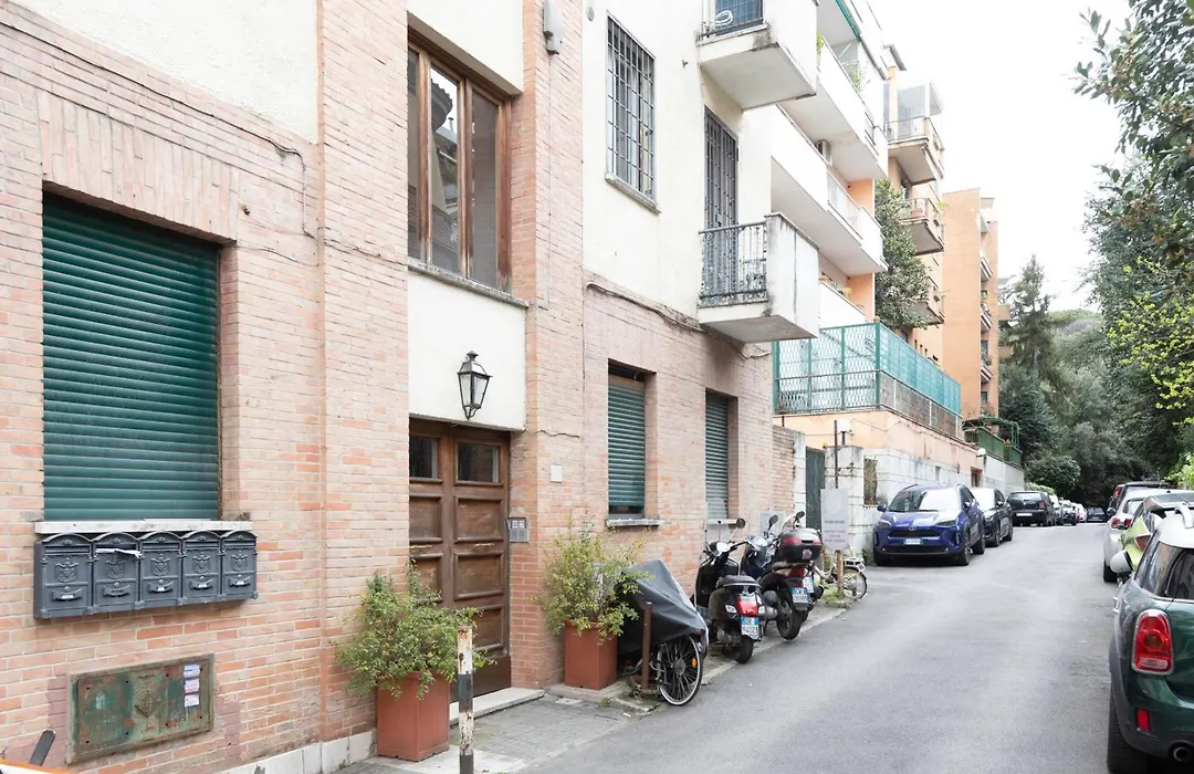 Elegant Flat In Ponte Milvio-1